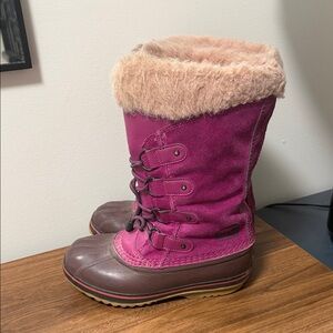 Sorel Pink Winter Boots | size 4